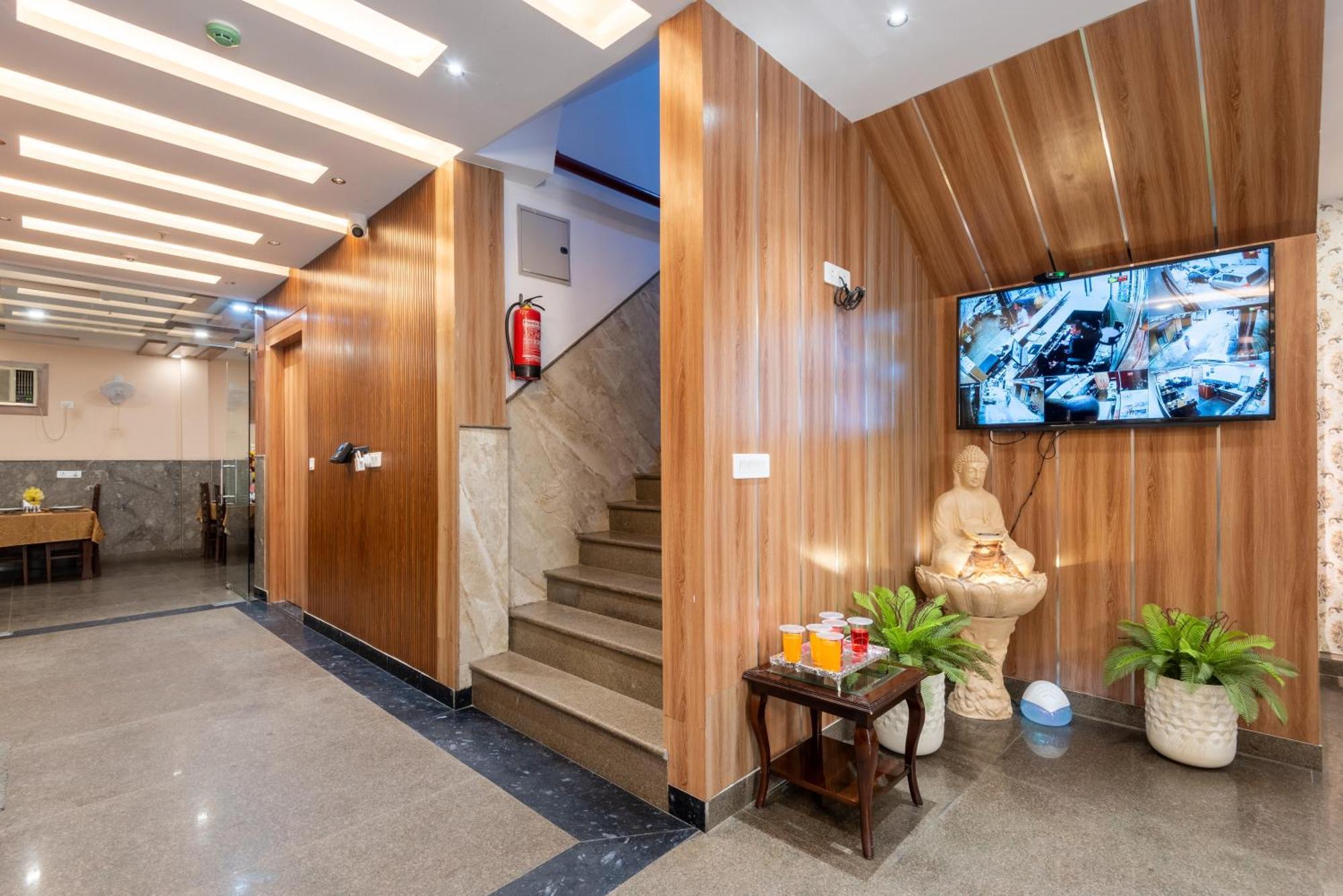 Royal Igi 3* New Delhi