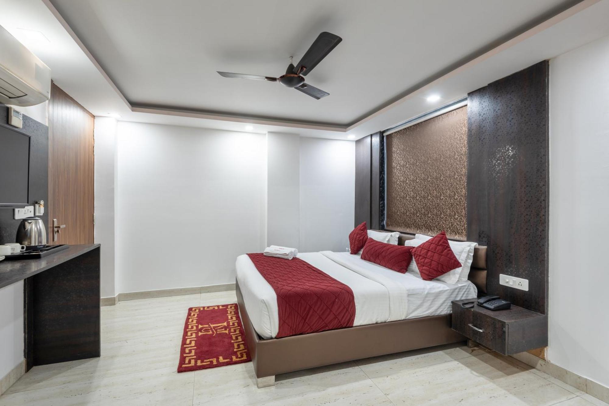 Royal Igi Hotel 3*