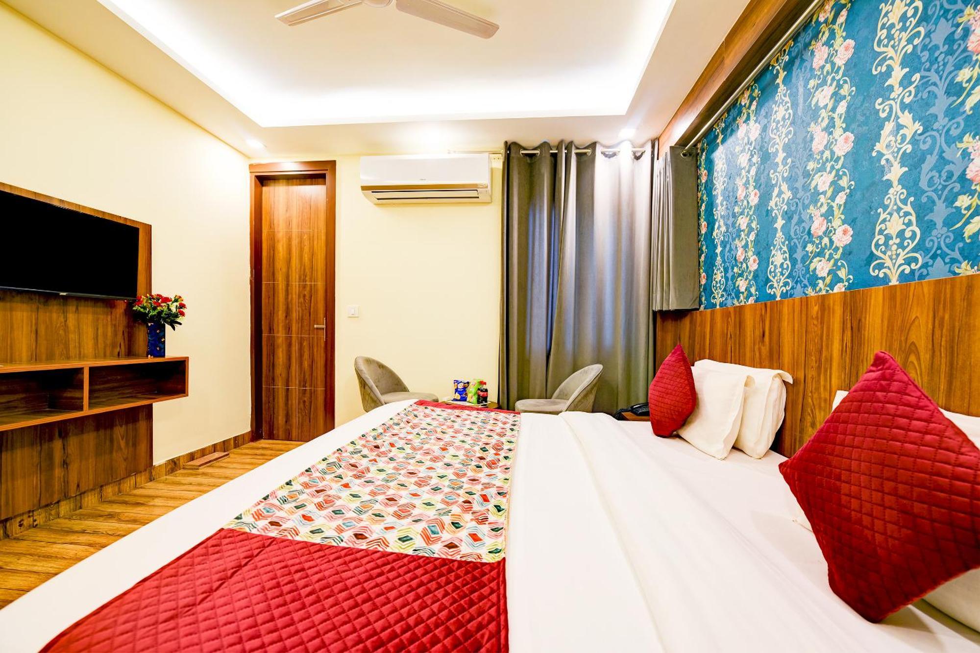 Airport President Near Igi Airport 4* New Delhi