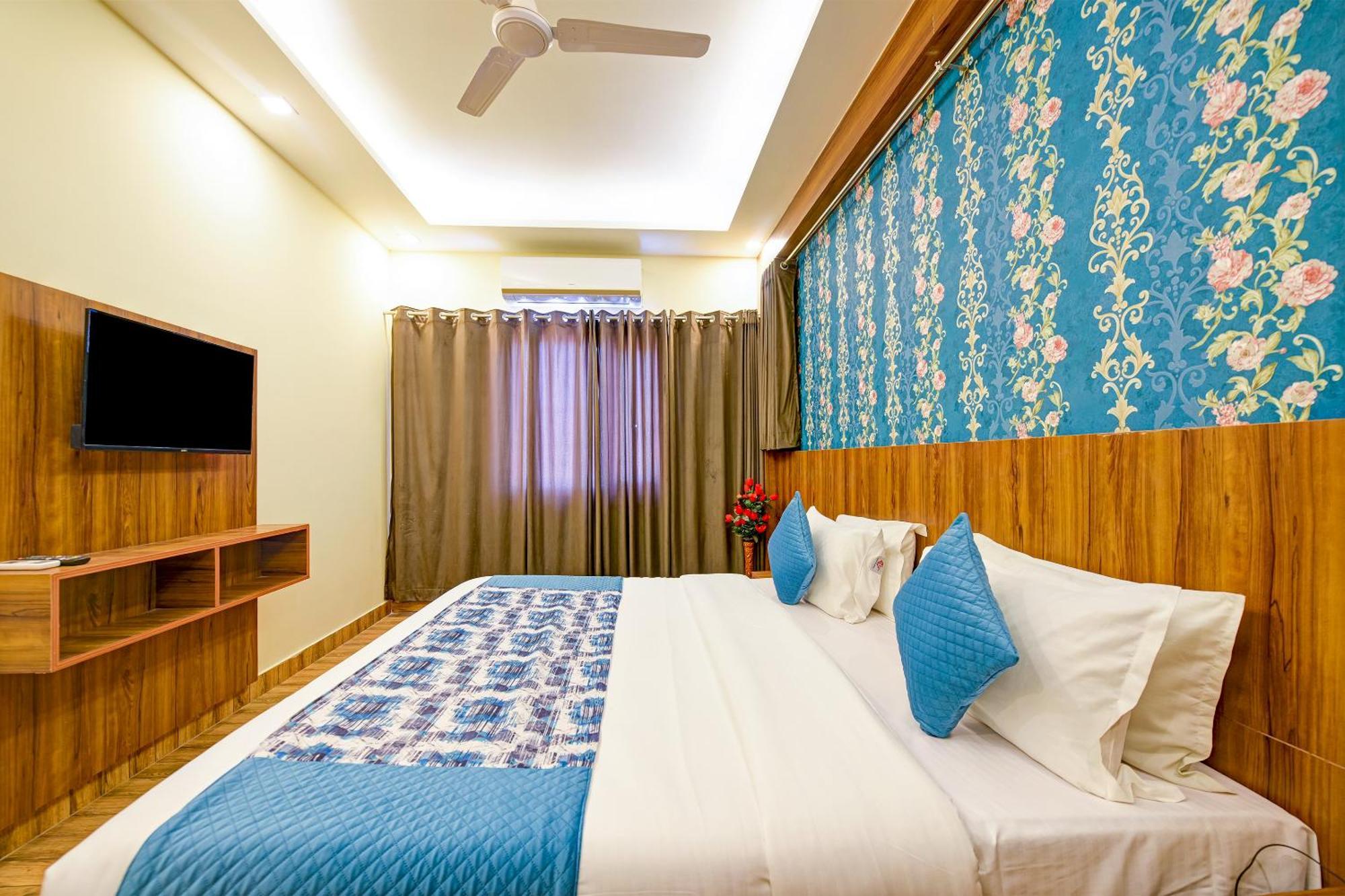 Airport President Near Igi Airport Hotel 4*
