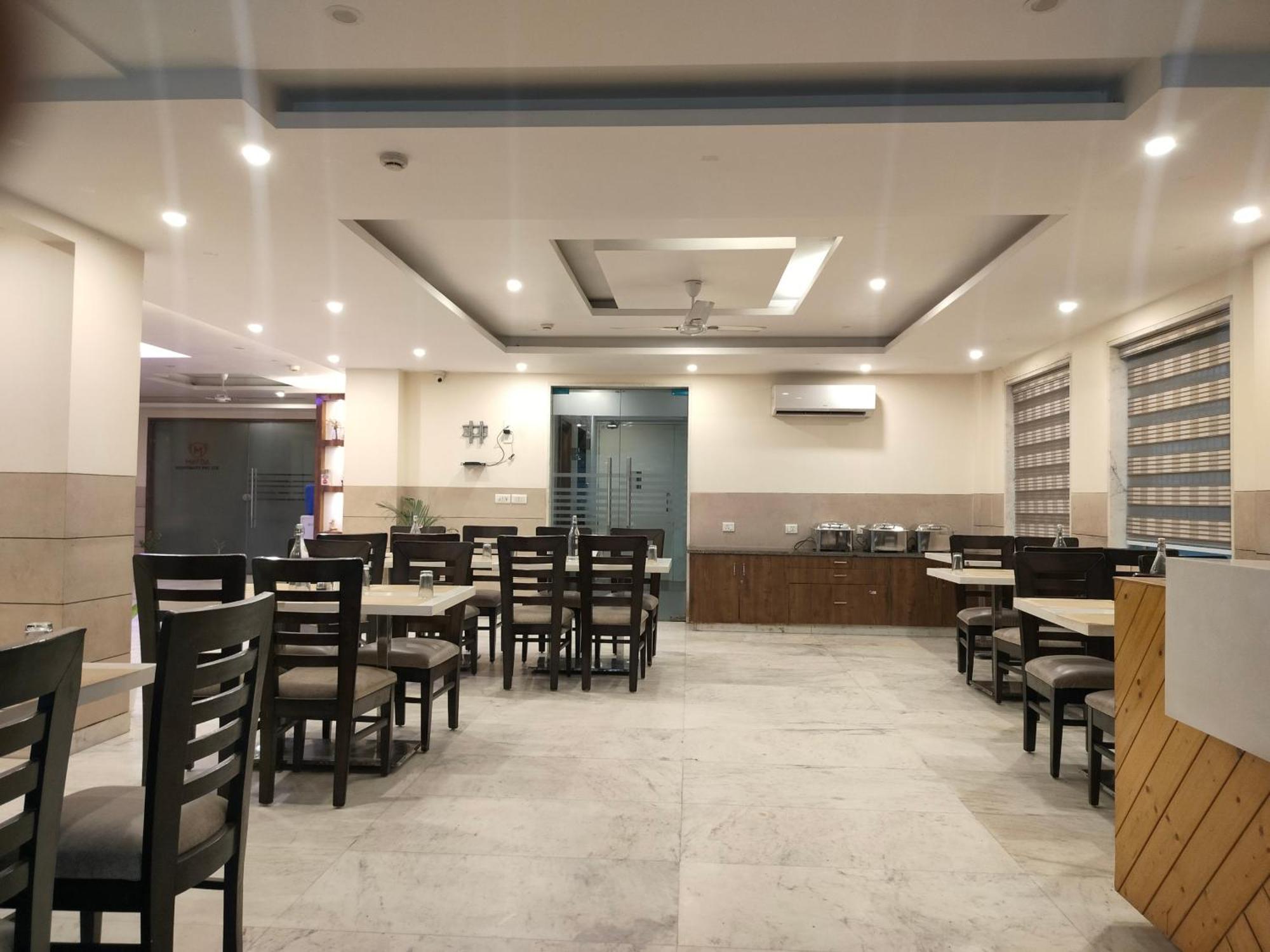Acomodação com café da manhã  Mayda The Best Bnb Delhi Nova Deli