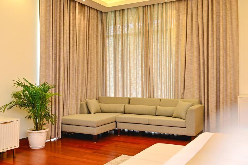 Udman Luxe Chattarpur Villa New Delhi