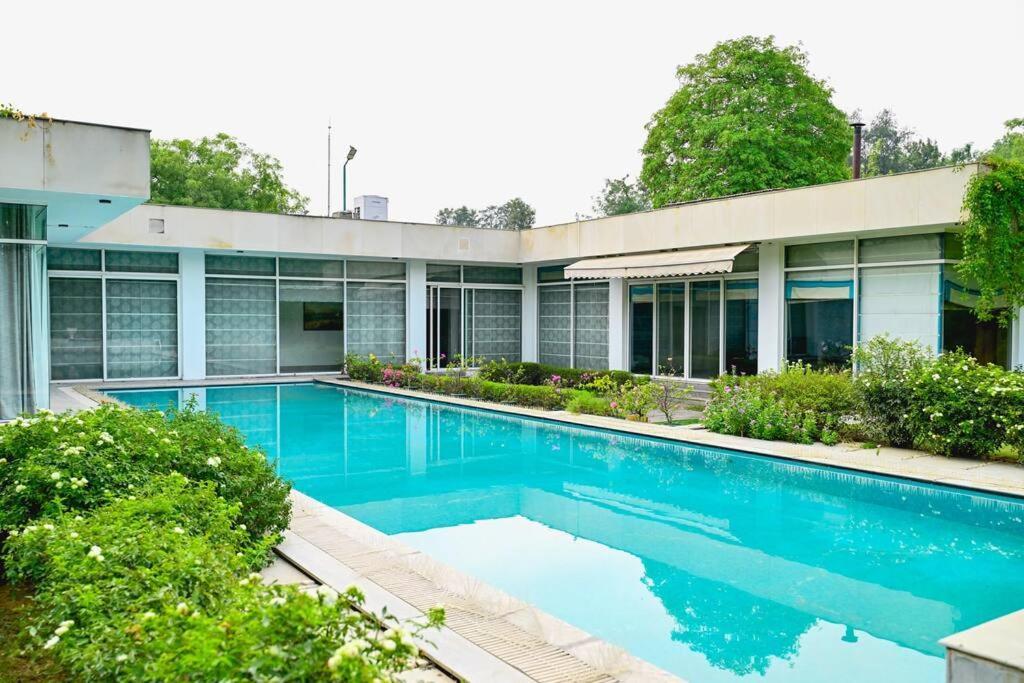Udman Luxe Chattarpur Villa