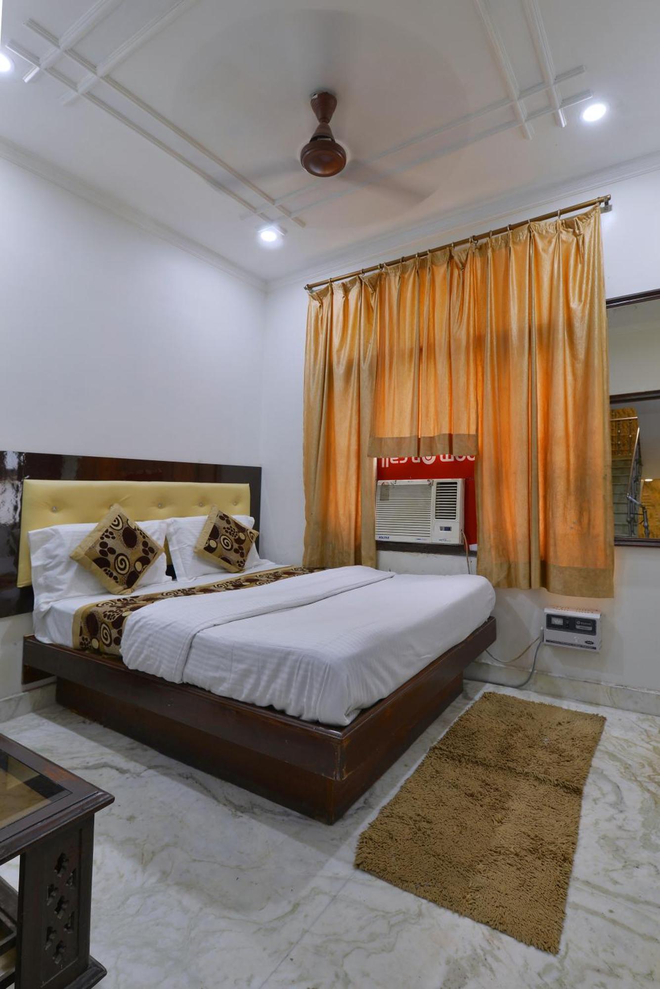 Family By Pg International New Delhi