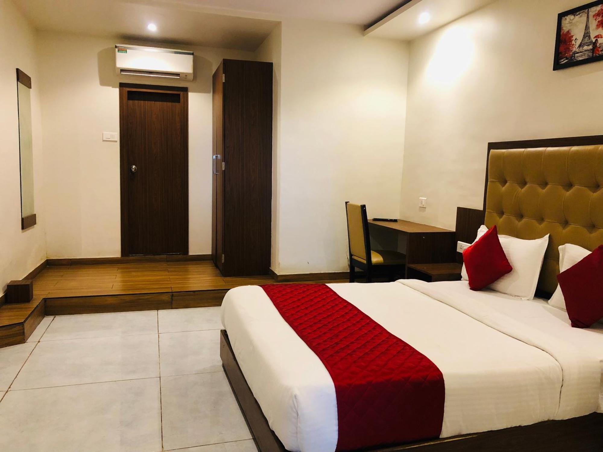 Airport President Near Igi Airport Hotel 4*