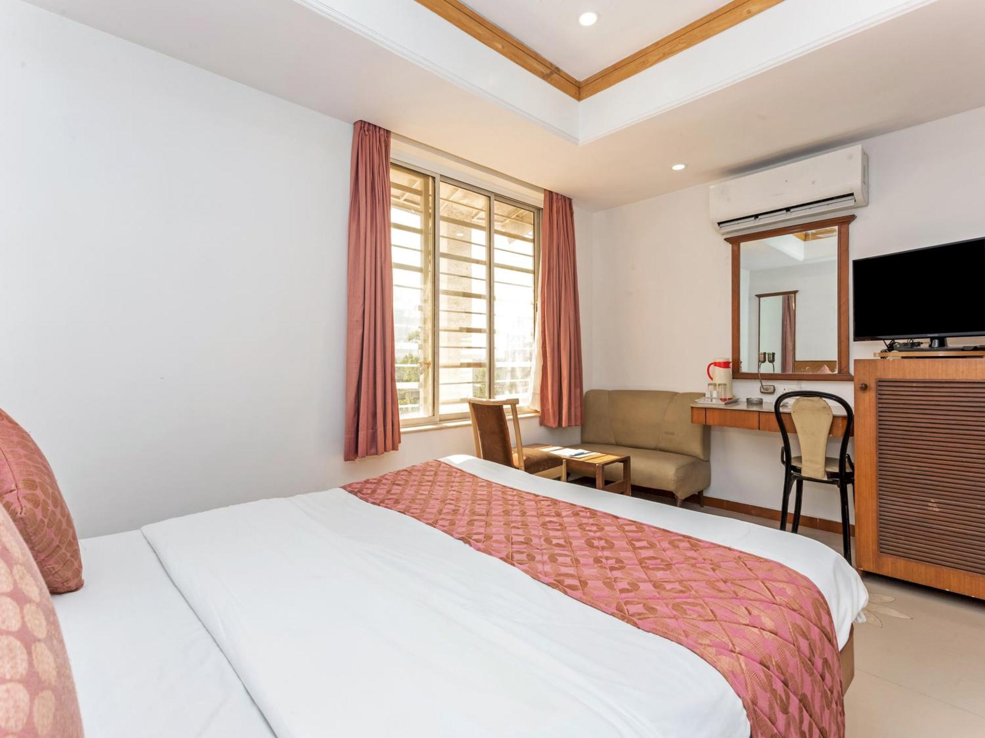 Hotel Airport President Near Igi Airport New Delhi