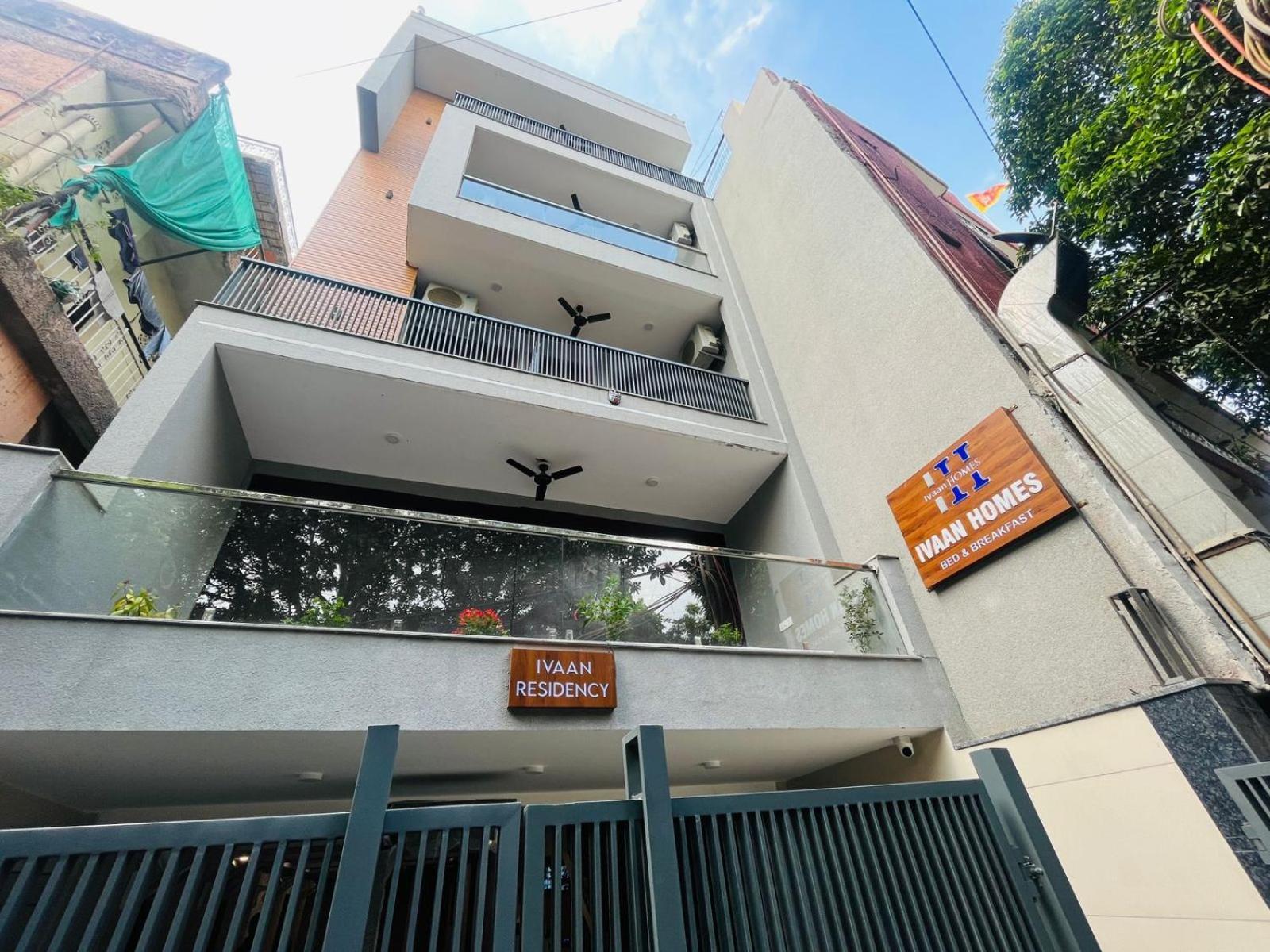 Hotel Ivaan Homes Opposite To Iskcon Temple East Of Kailash New Delhi