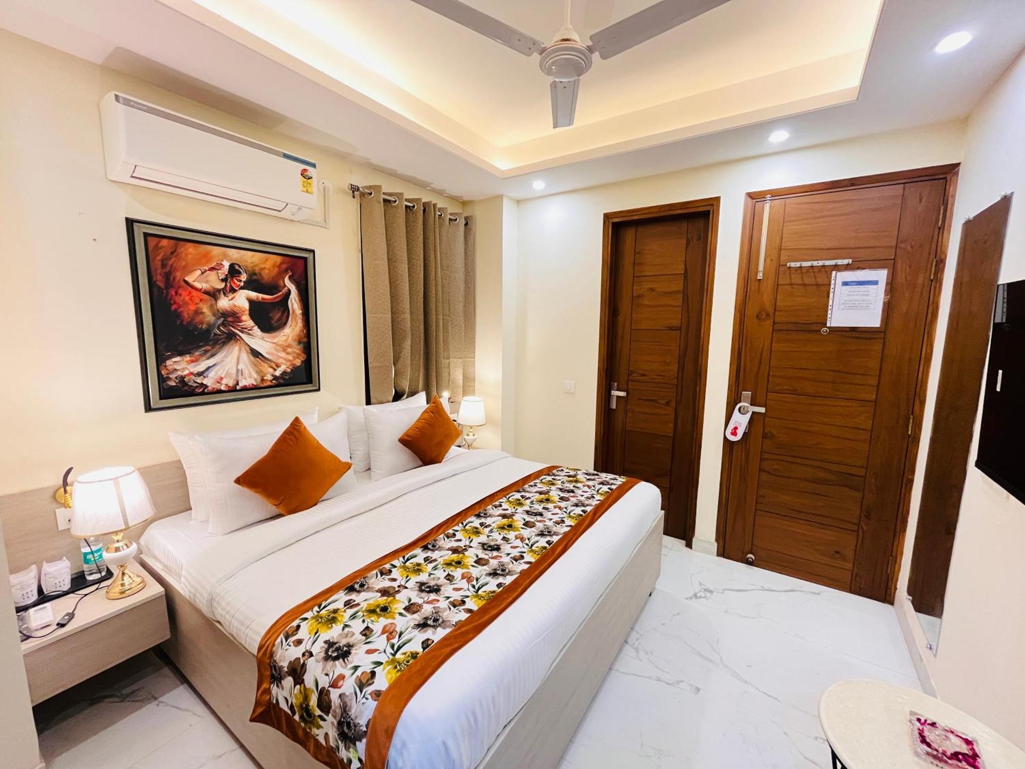 Hotel Ivaan Homes Opposite To Iskcon Temple East Of Kailash 3*