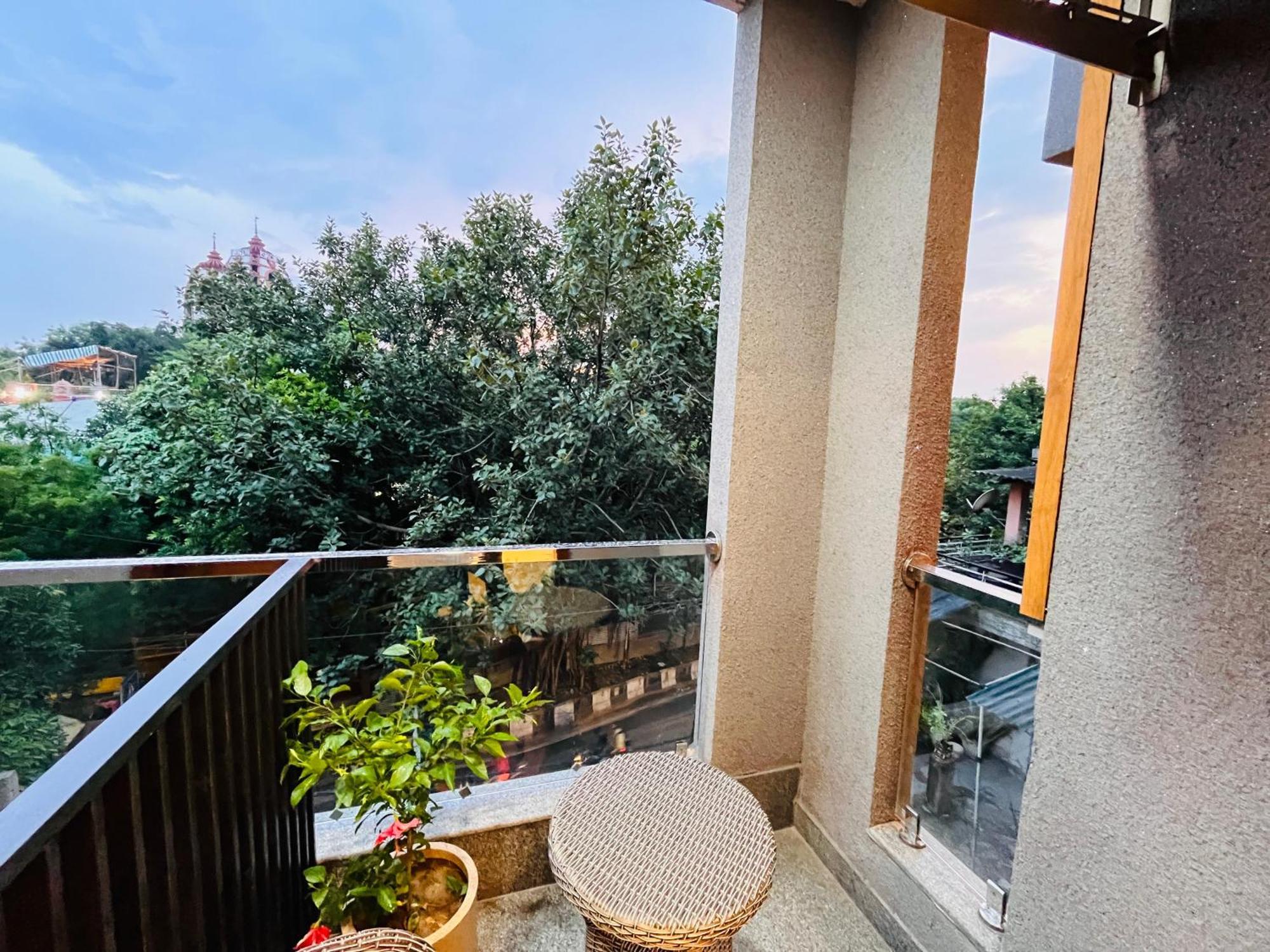 Hotel Ivaan Homes Opposite To Iskcon Temple East Of Kailash New Delhi