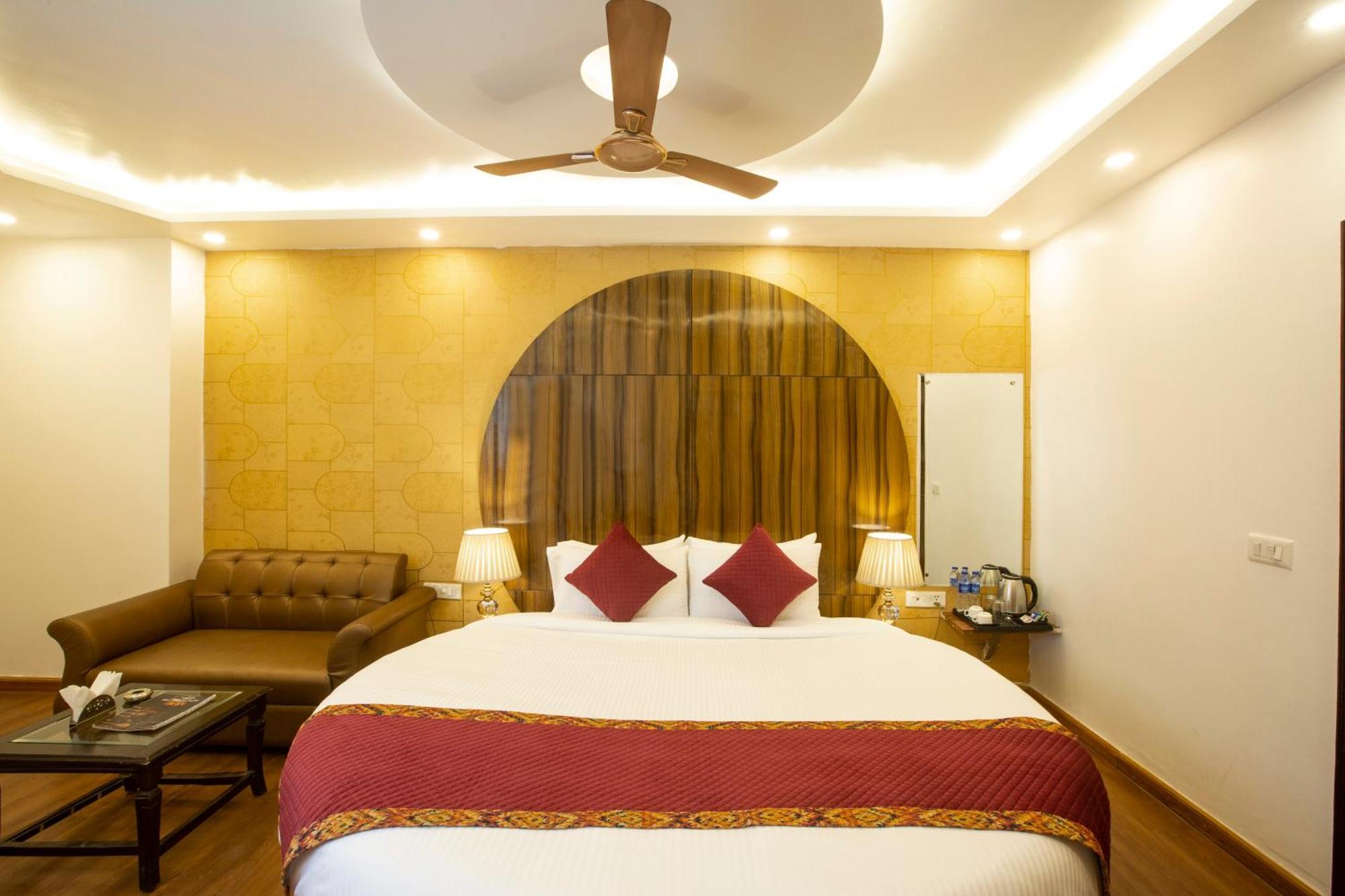 Luxury Near Igi Airport Nova Deli