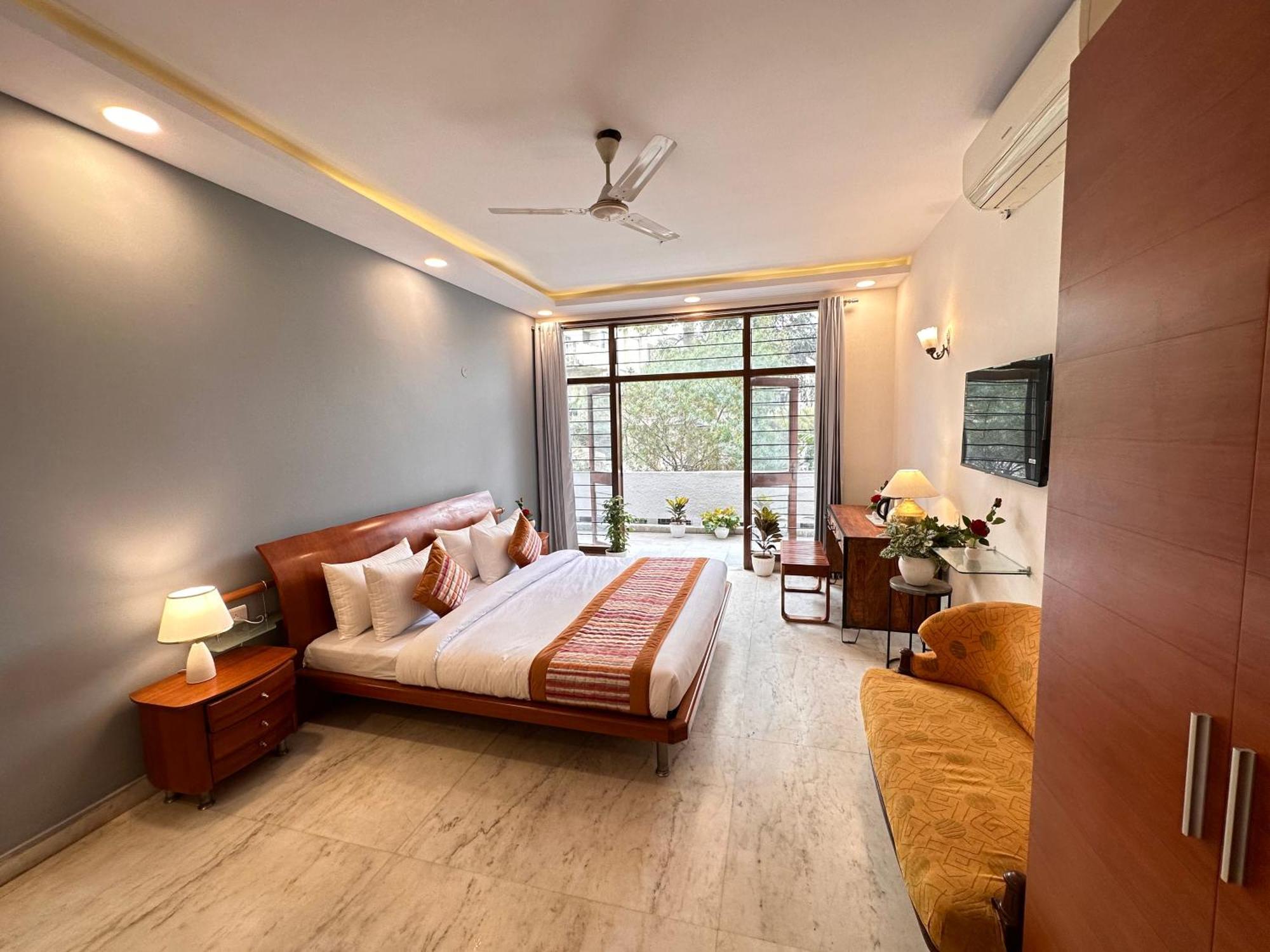 Grove Residency Hauz Khas Couple Friendly New Delhi