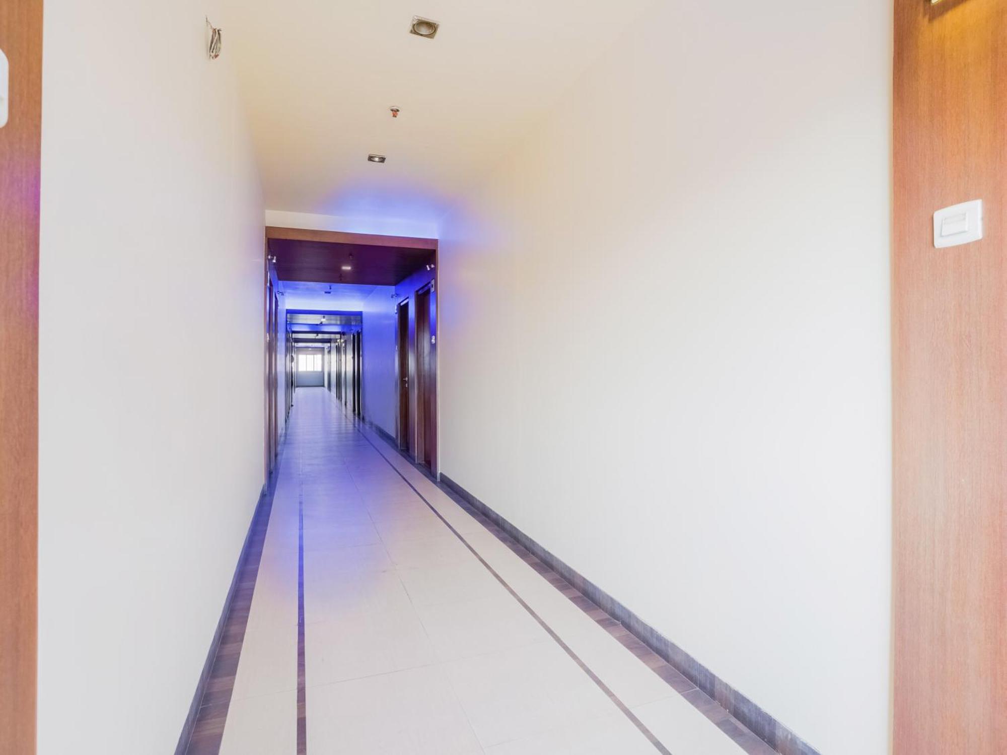 Hotel Ambs Plaza Near Igi Airport Delhi New Delhi