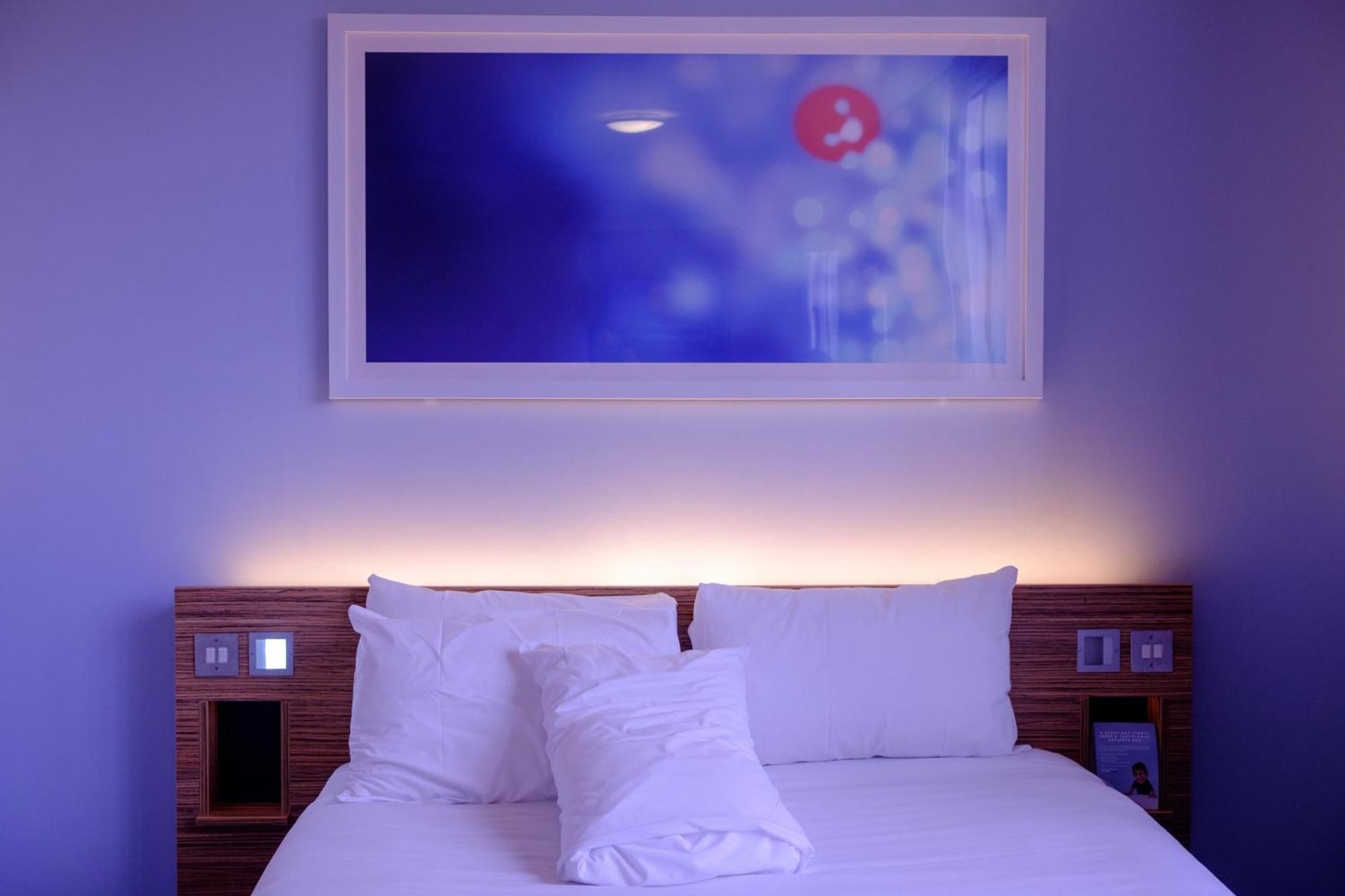Airport Tulip Near Delhi Airport 4*