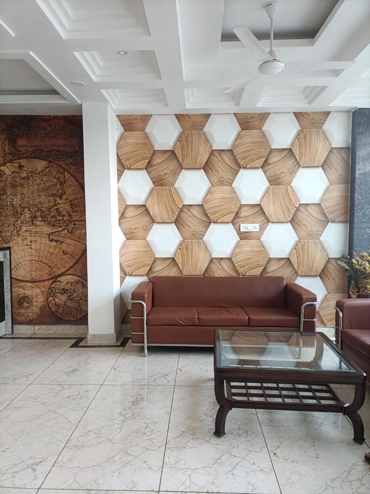 Prime Plaza Near Delhi Airport Hotel 4*