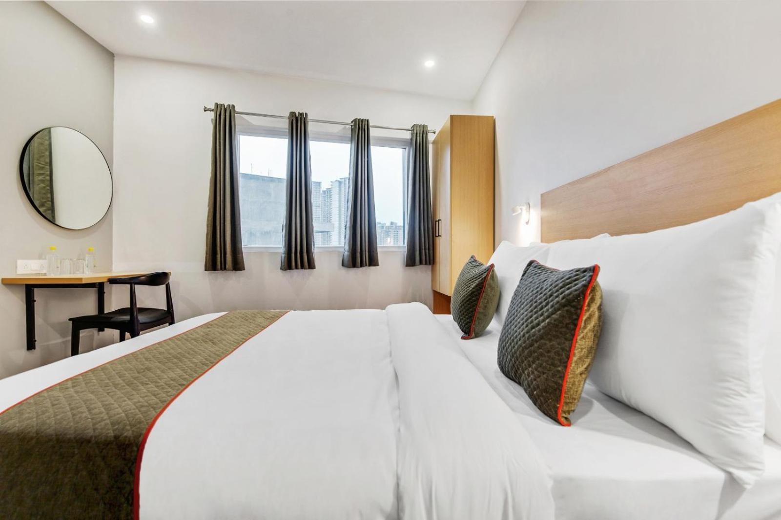 Ivy Plaza Hotel 3*