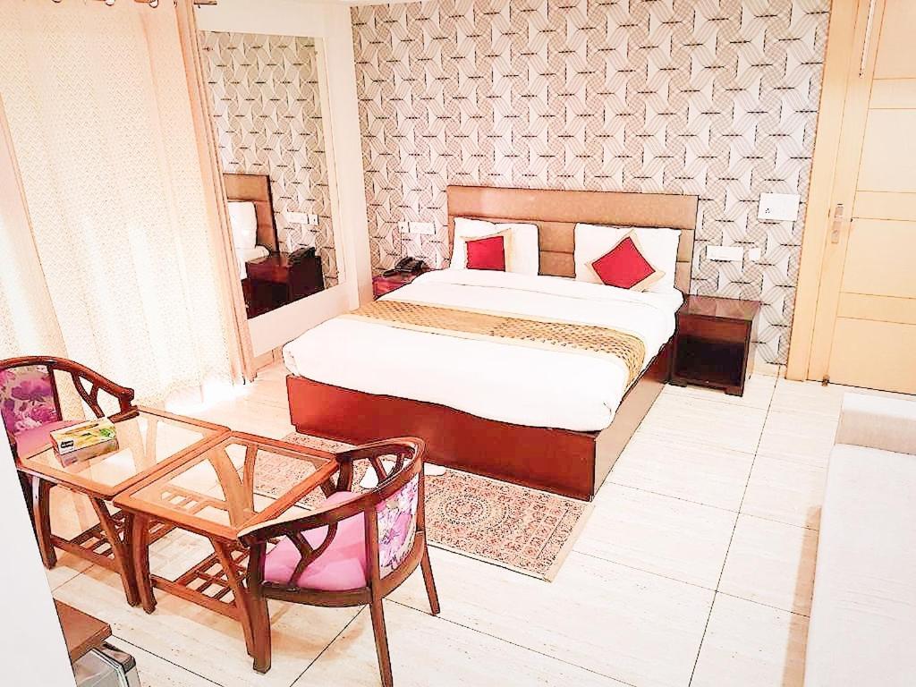 Hotel Soft Petal Residency Near Delhi International Airport