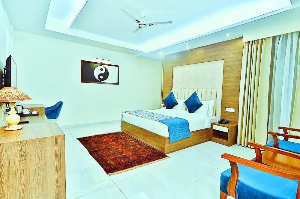 Soft Petal Residency Near Delhi International Airport Nova Deli