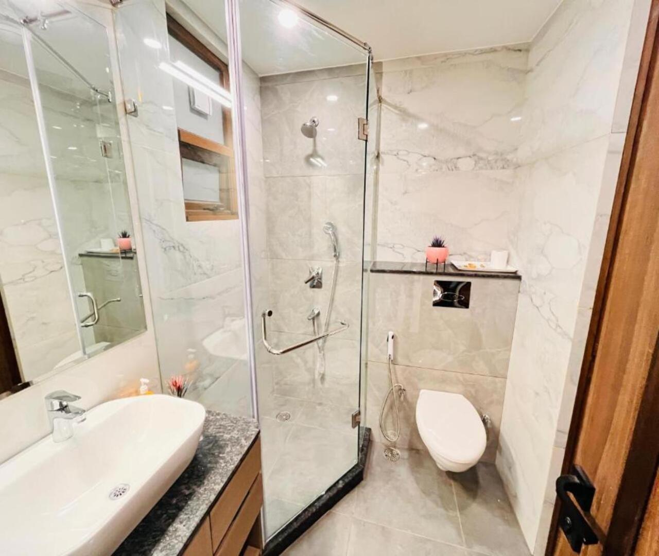 Hotel Grove Residency Hauz Khas Couple Friendly 3*