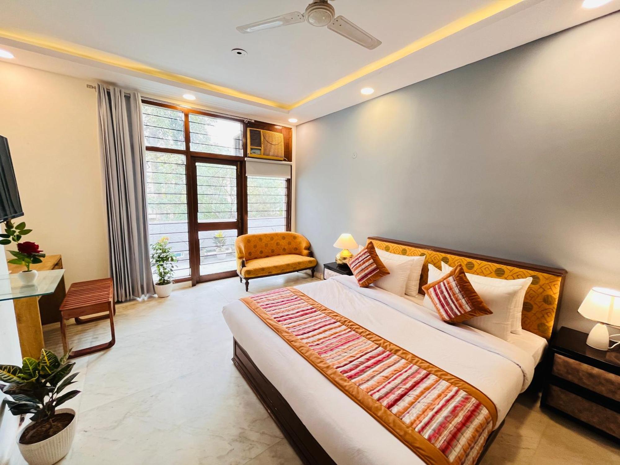 Grove Residency Hauz Khas Couple Friendly New Delhi