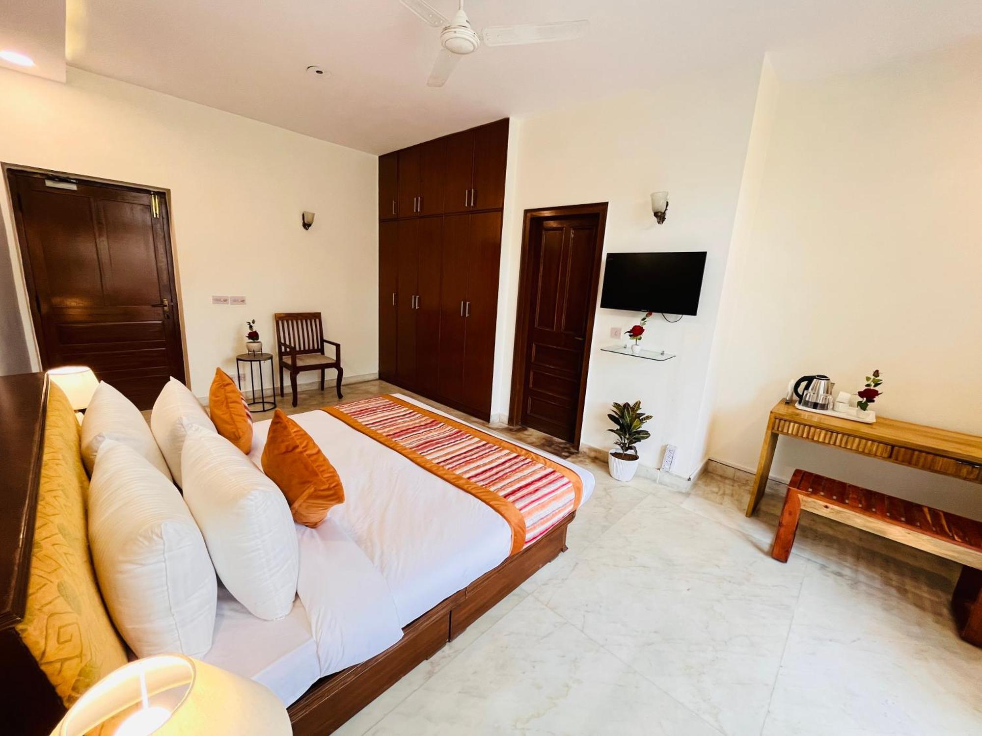Grove Residency Hauz Khas Couple Friendly