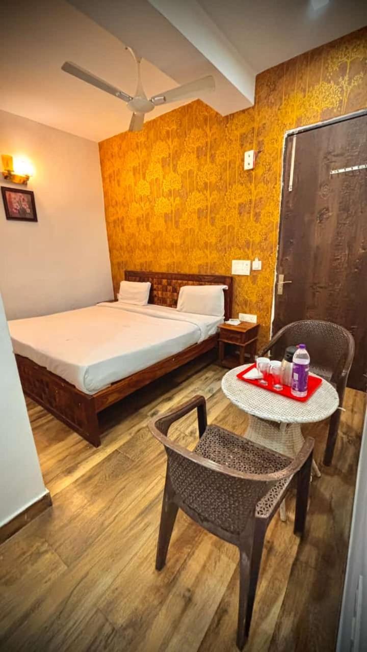 Blu Lagoon * New Delhi