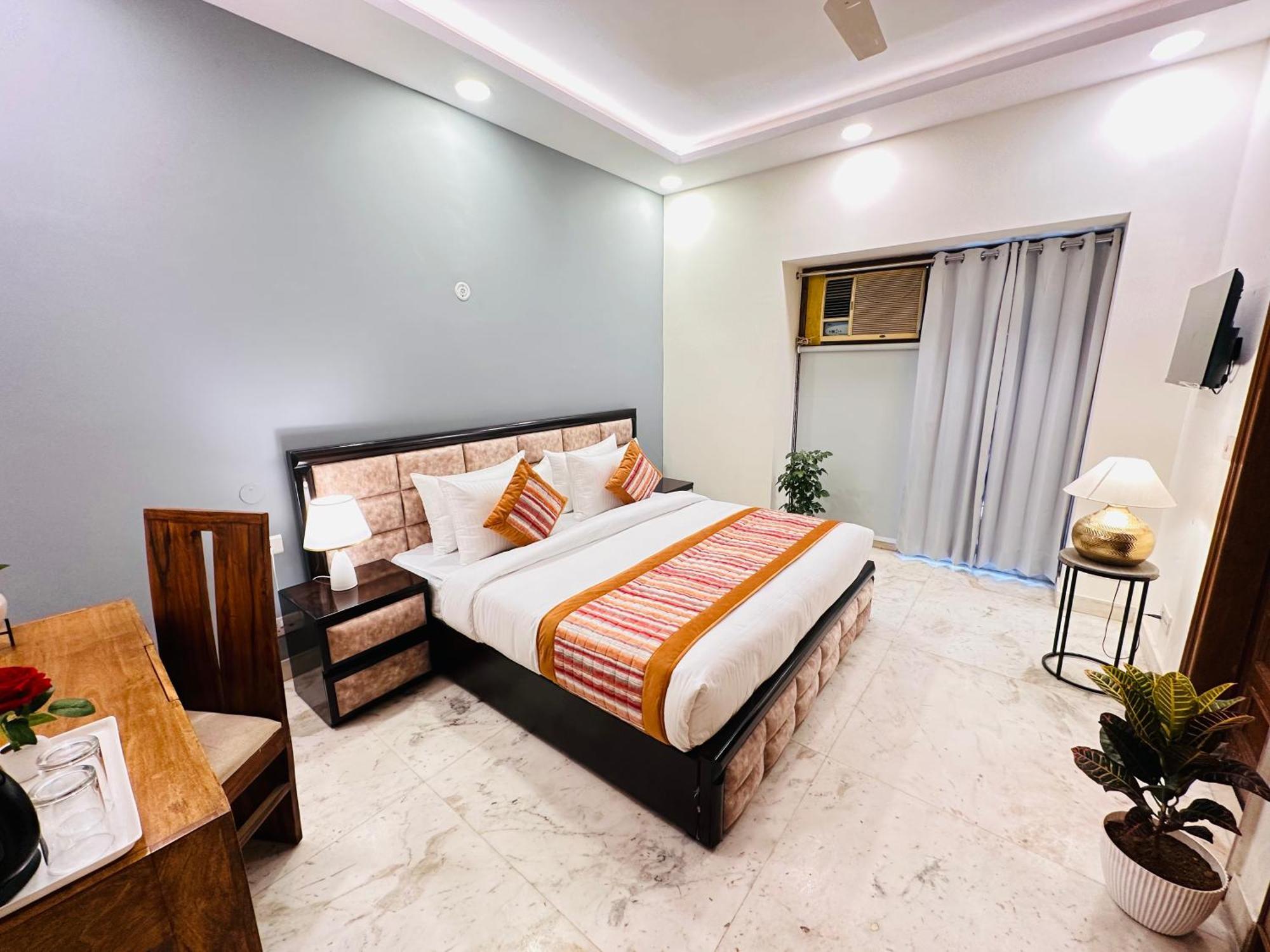 Hotel Grove Residency Hauz Khas Couple Friendly