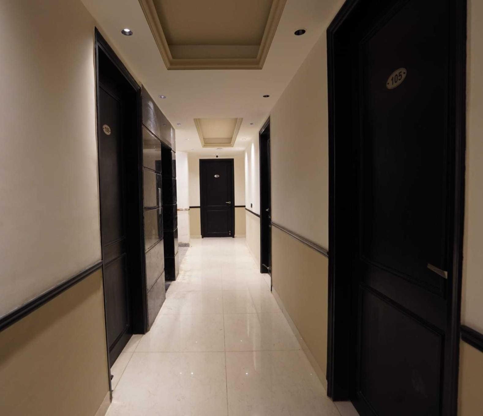 Hotel Clayton Near Igi Delhi Airport