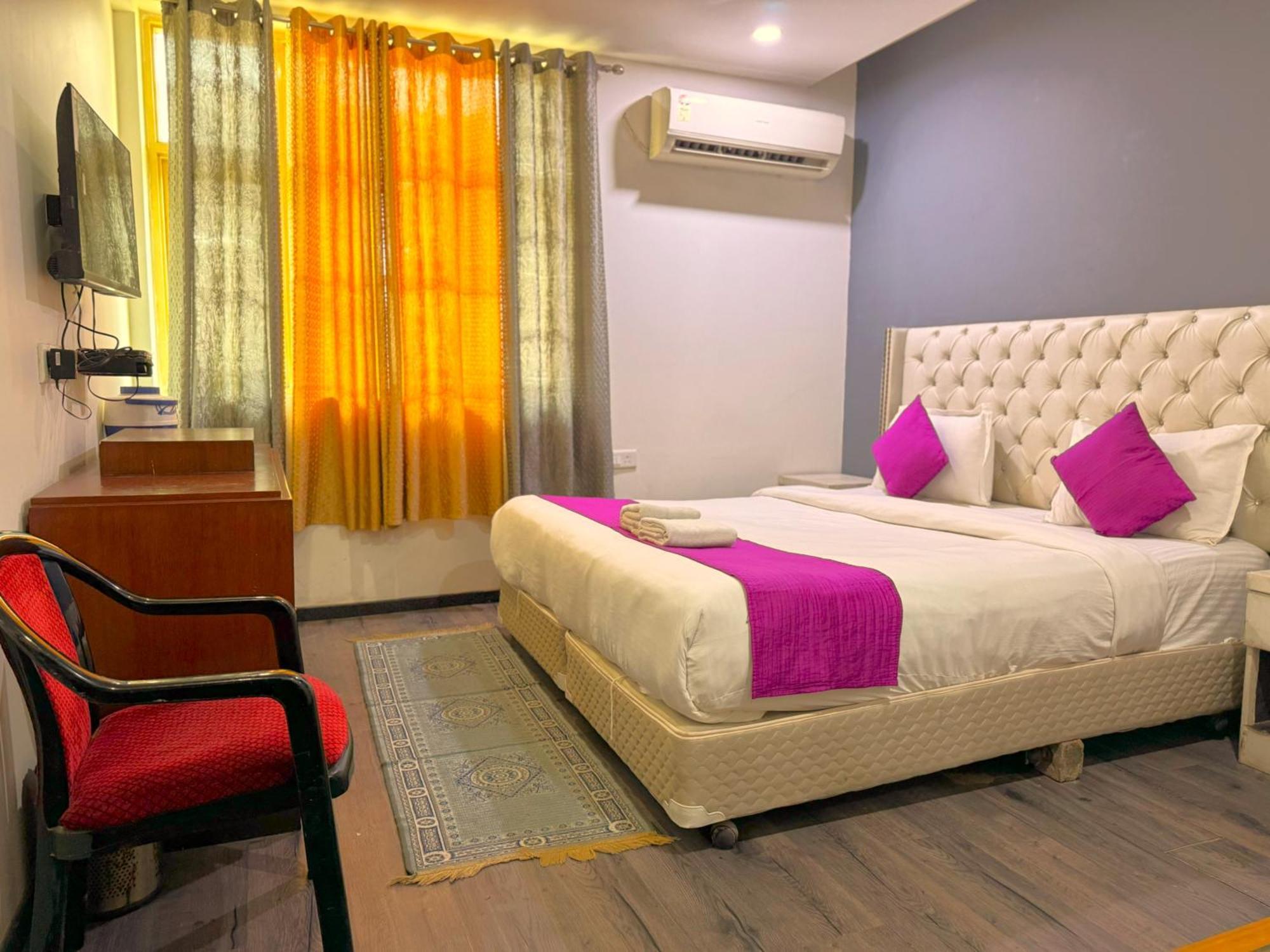 Airport The Grand Shoba Hotel New Delhi