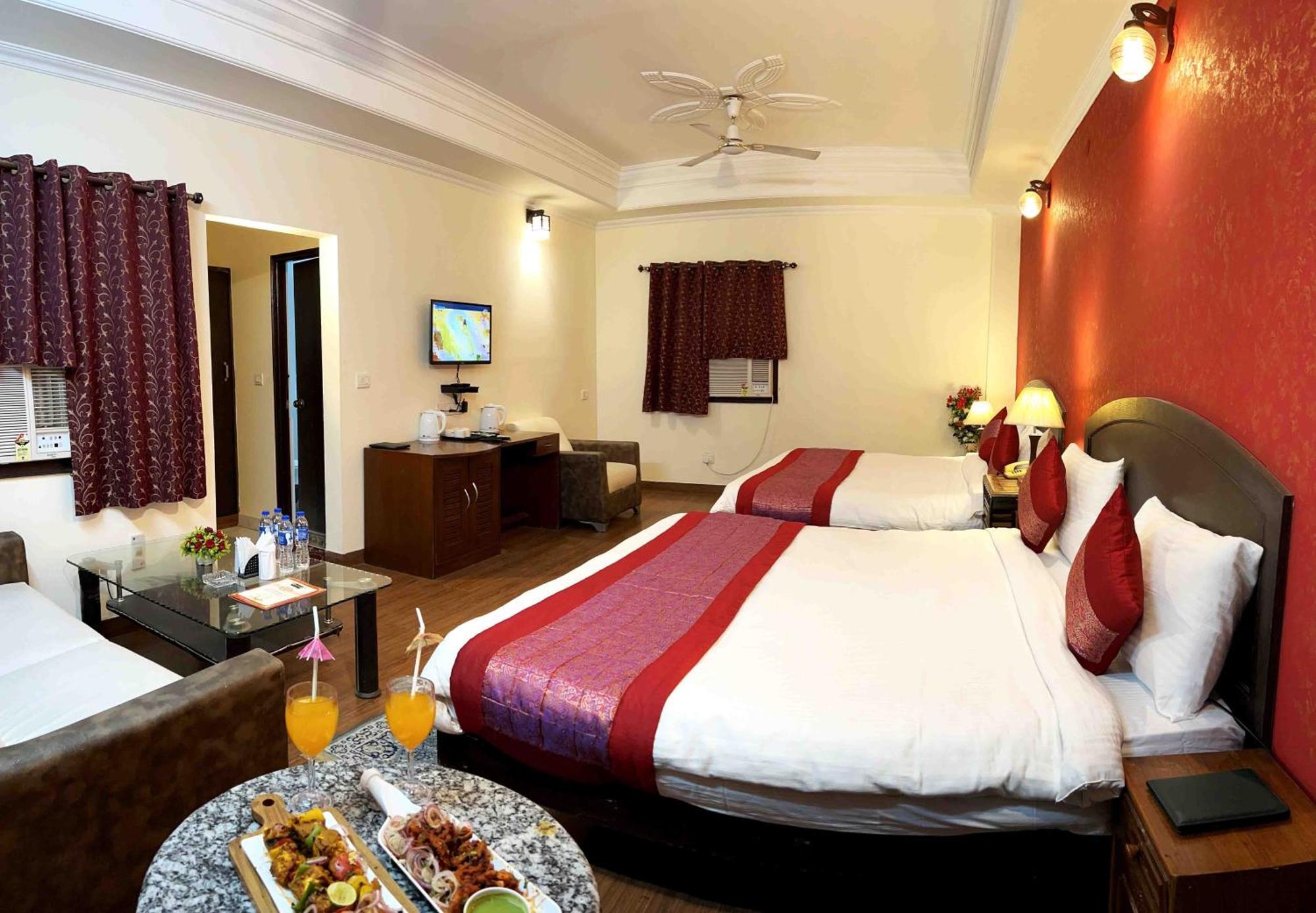 Hotel Airport The Grand Shoba