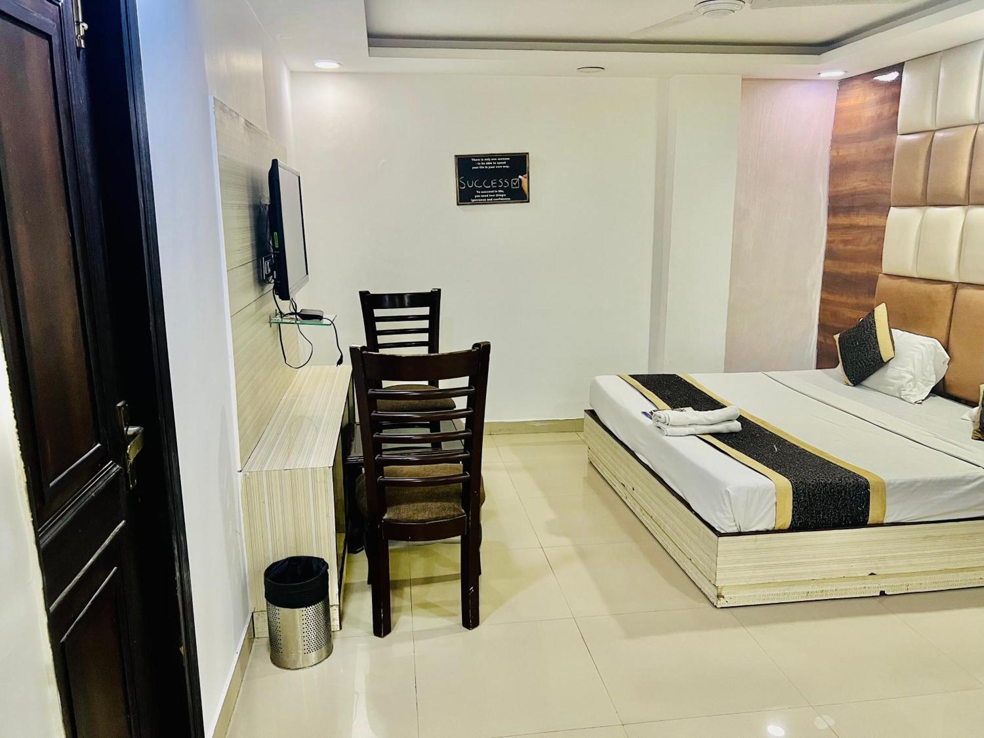 Hotel Hotel