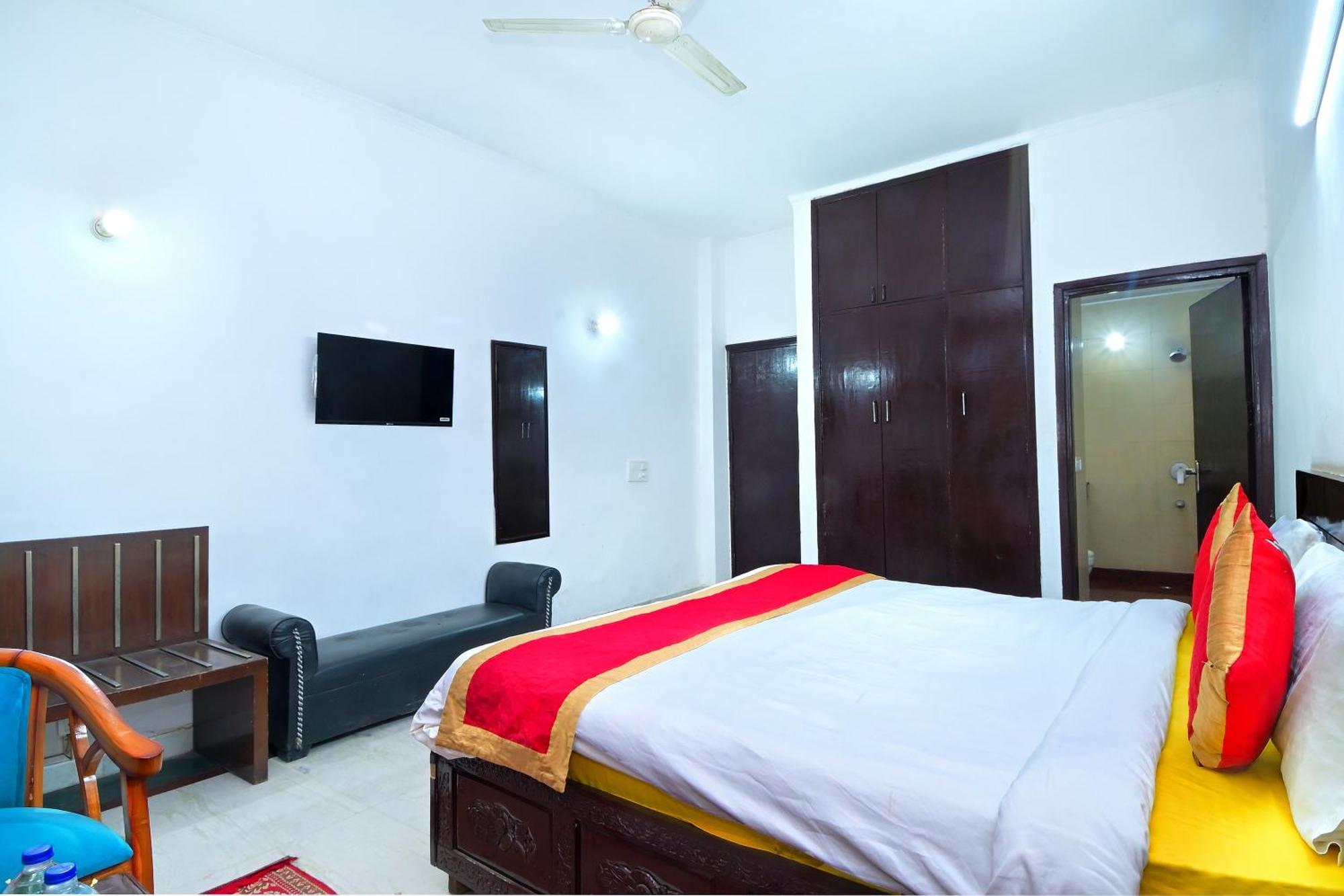 Jkm Hotel New Delhi