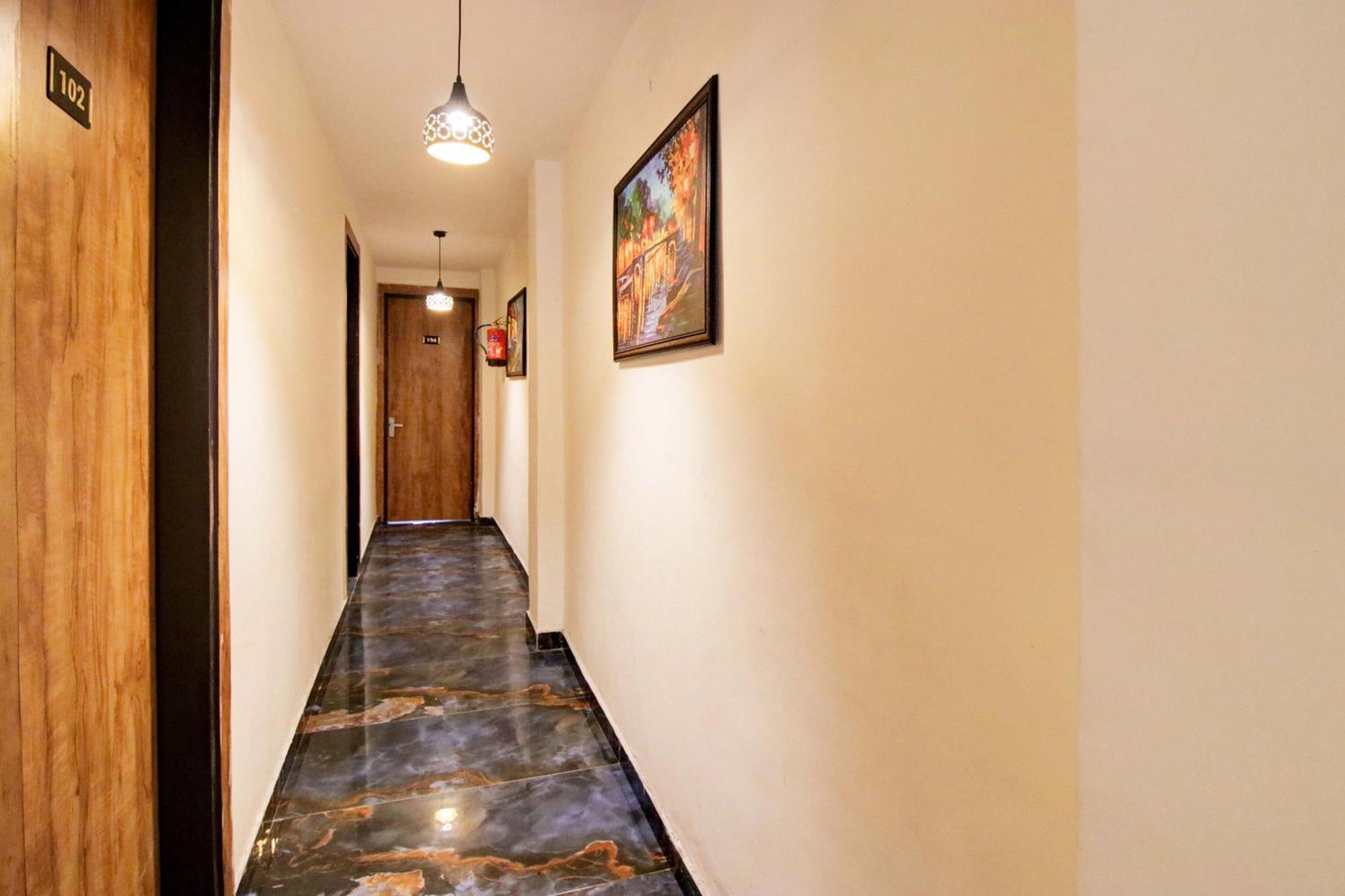 O Dhankush 4* New Delhi