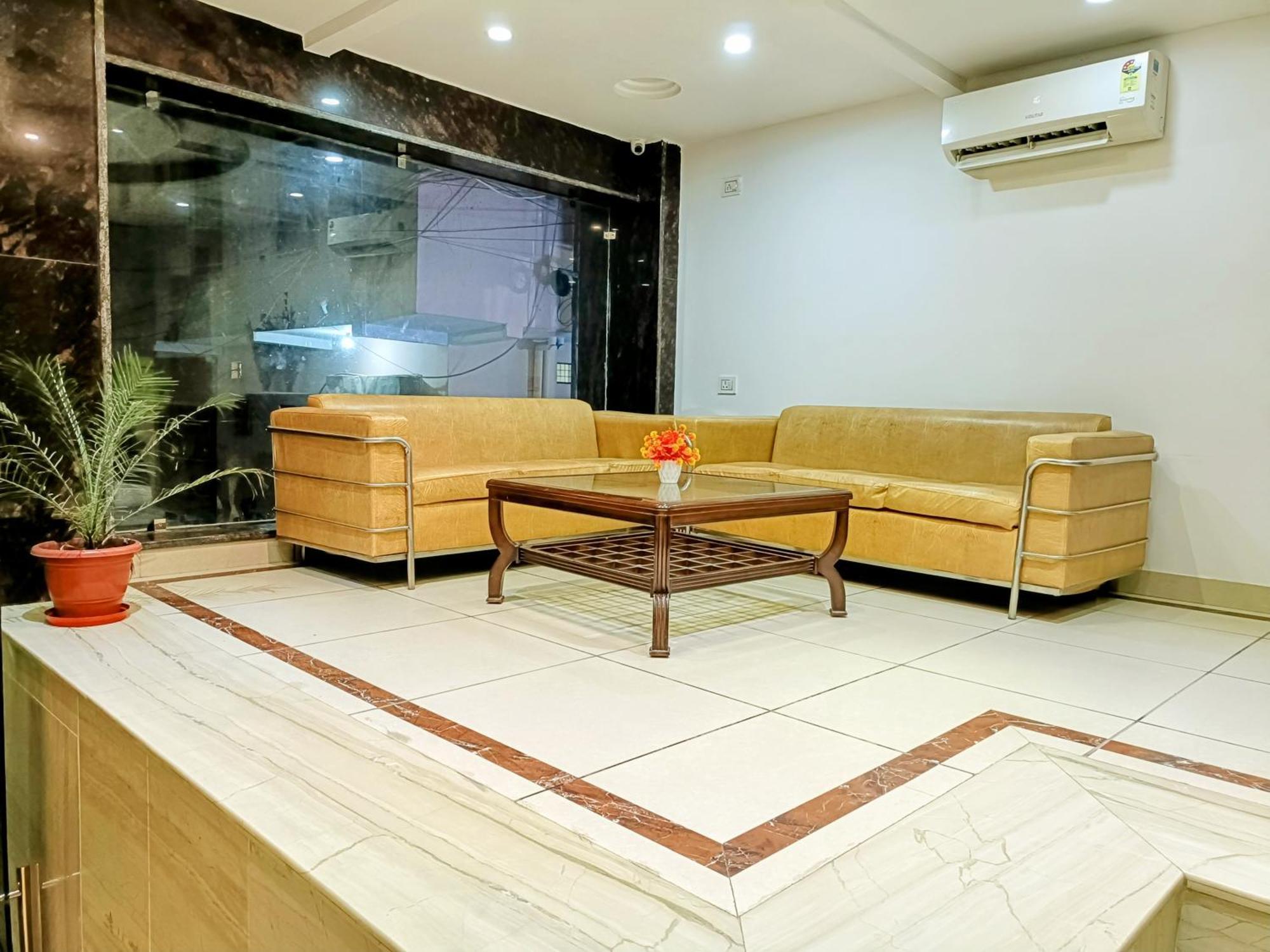 Guest house Grand Tark Delhi Airport *