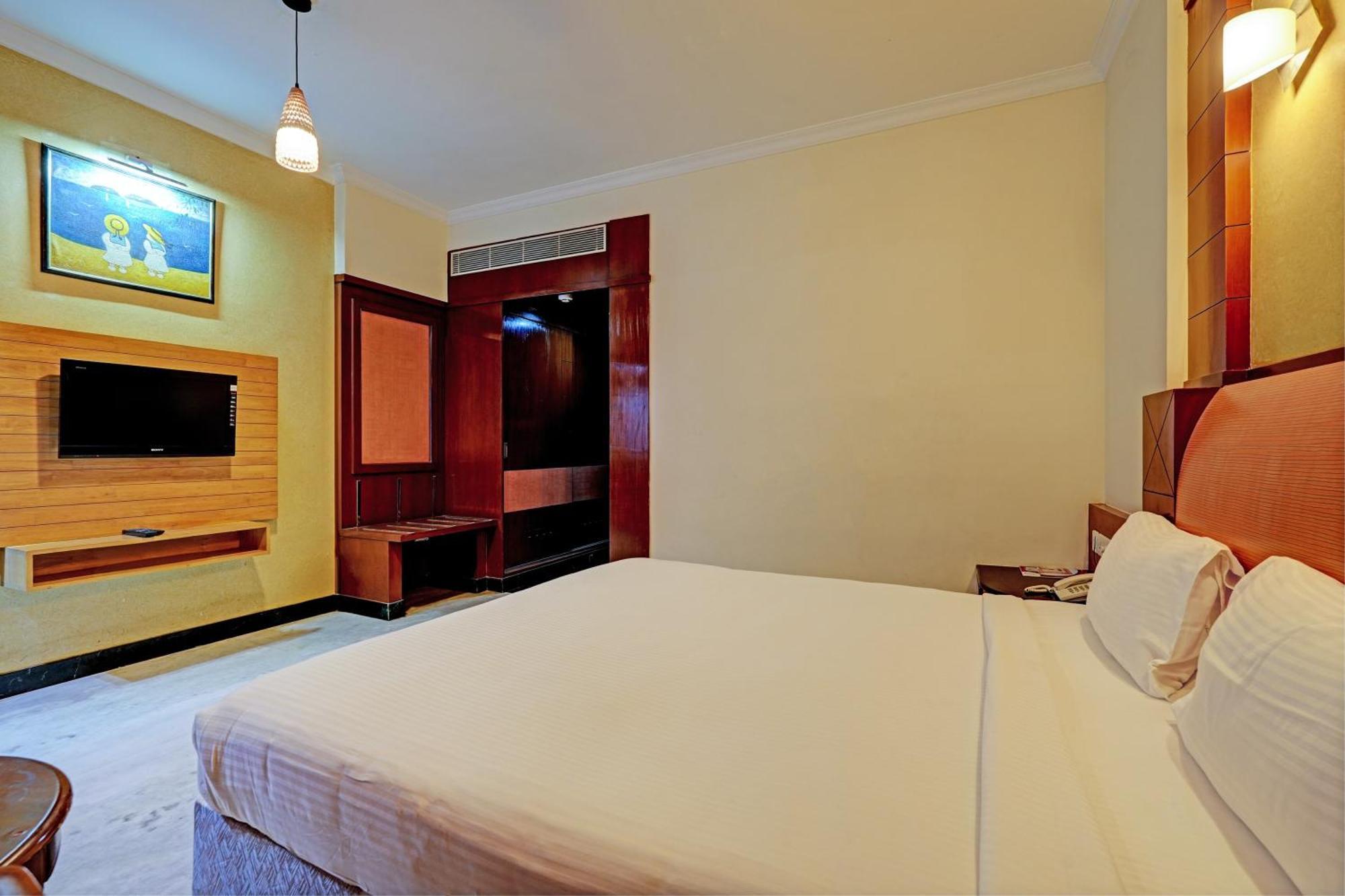 Grand Tark Plaza Near Delhi Airport