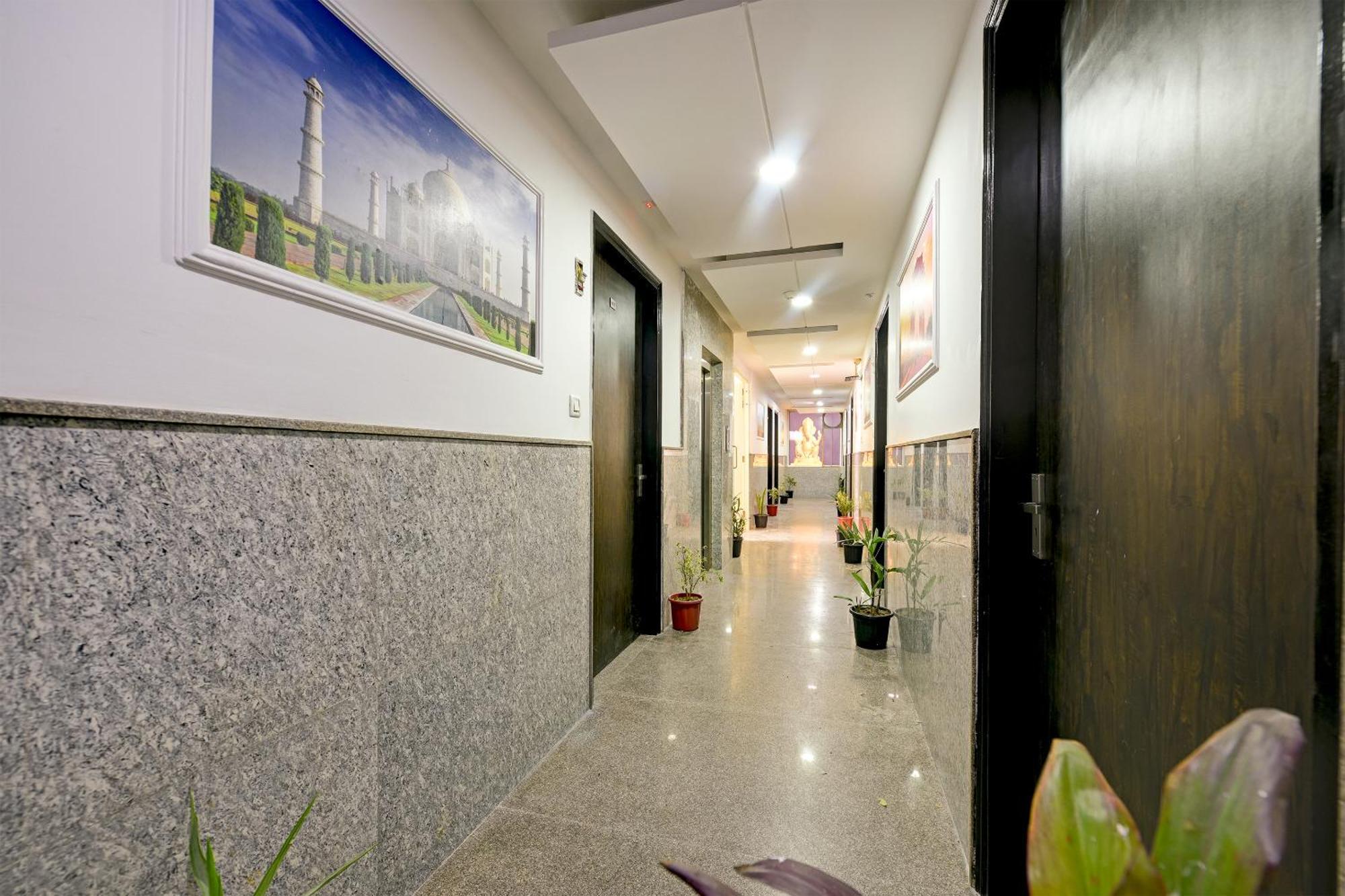 Bellwood Near Delhi Airport Hotel New Delhi