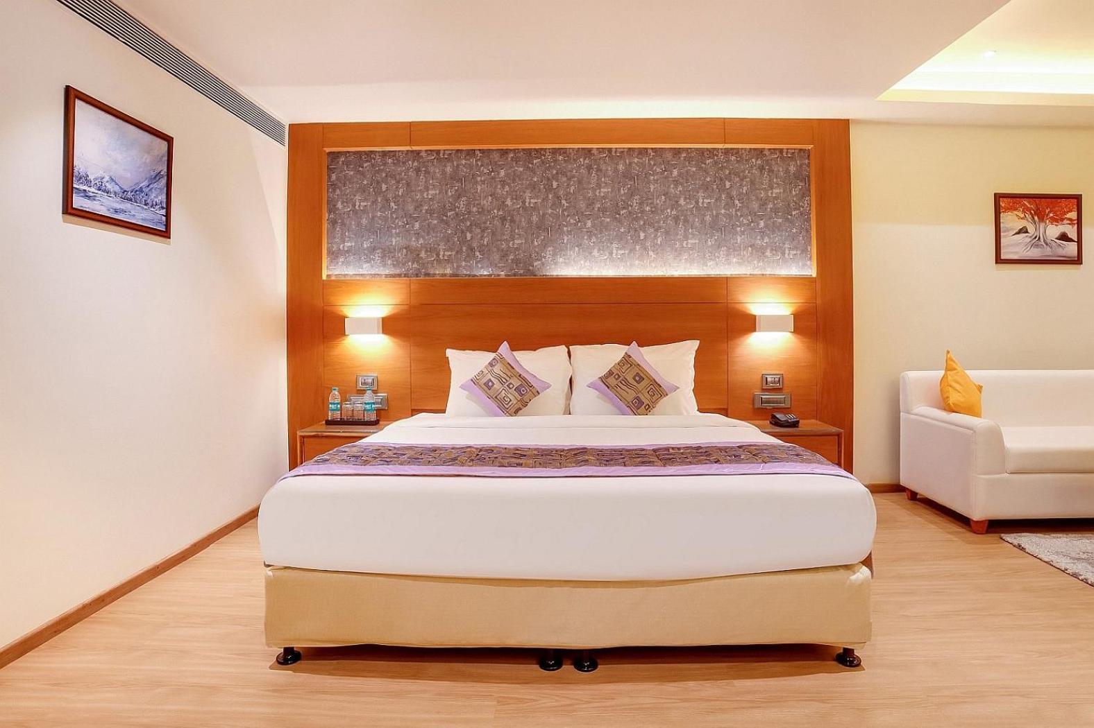 Bellwood Near Delhi Airport 4* New Delhi