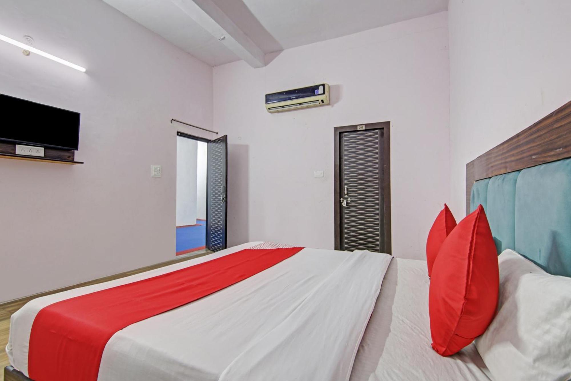 O Shubh Hotel 4*