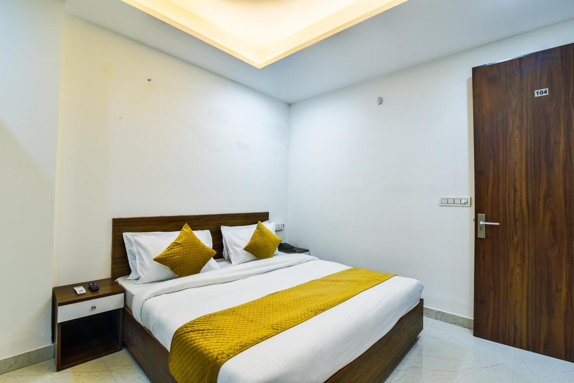 Hotel Diplomat Regency 3*