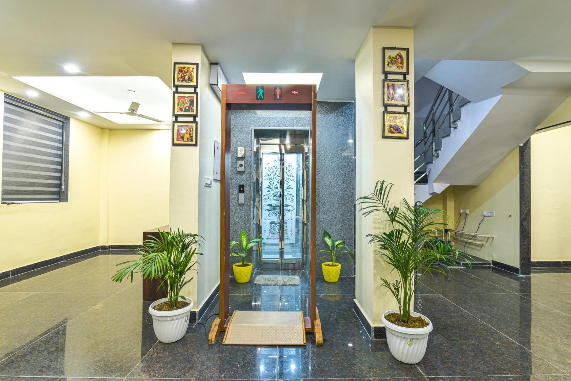 Hotel Diplomat Regency