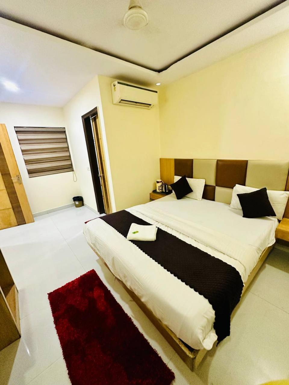 Hotel Bramhaputra Near Railway Station