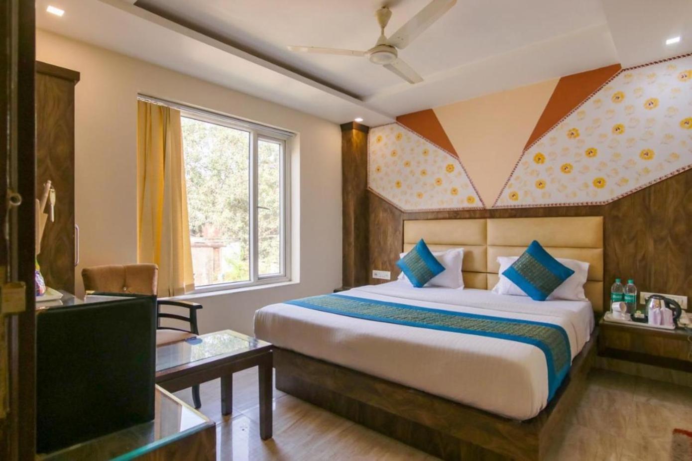 Baba Residency Near Railway Station Hotel 3*
