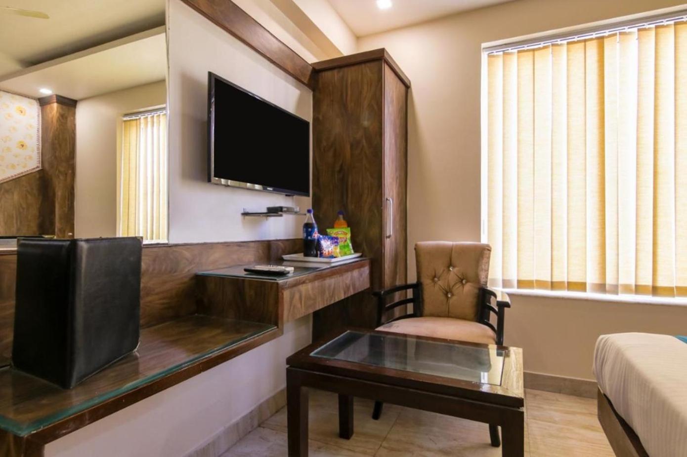 Baba Residency Near Railway Station Hotel