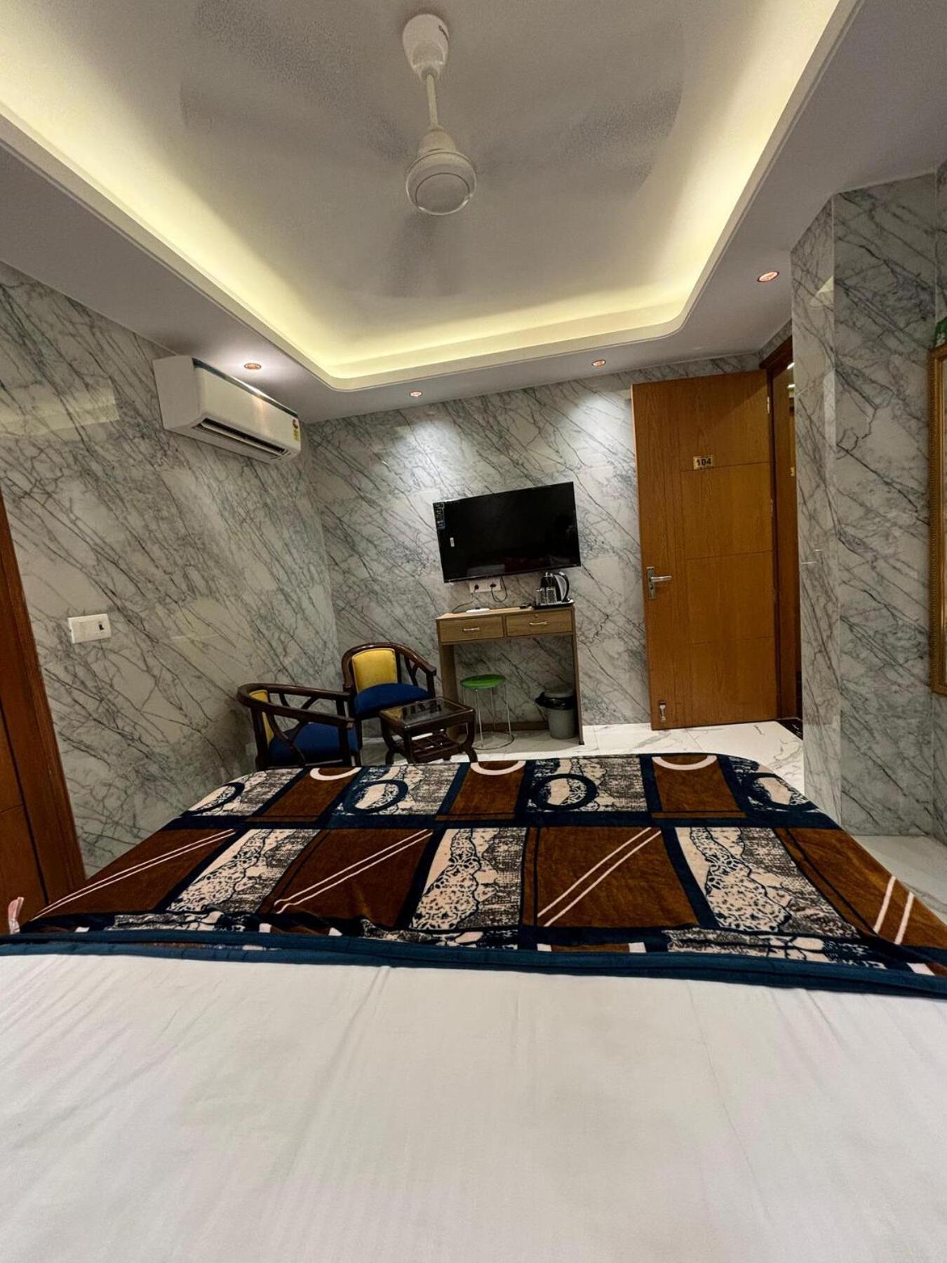 Divine Residency New Delhi
