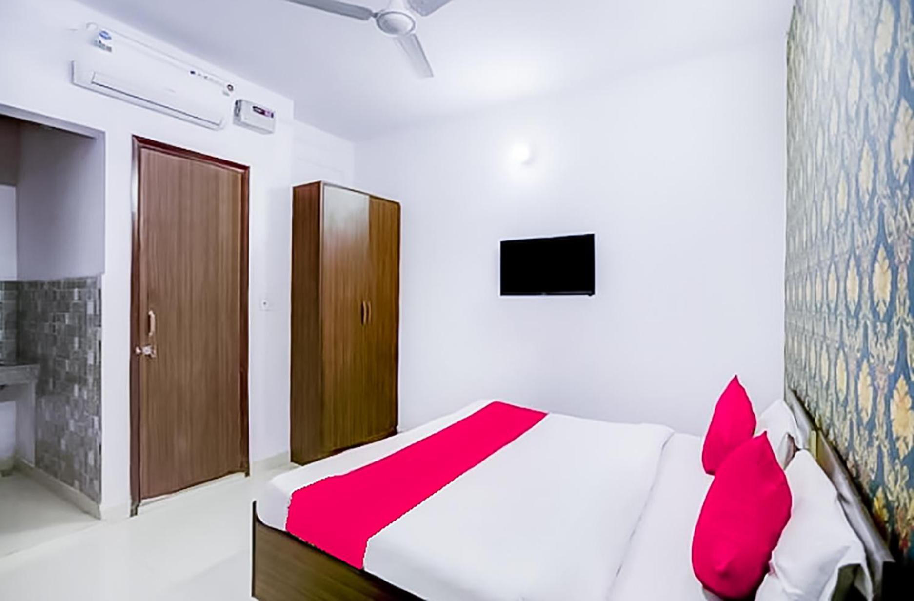 Bed & Breakfast Bliss In Lajpat Nagar