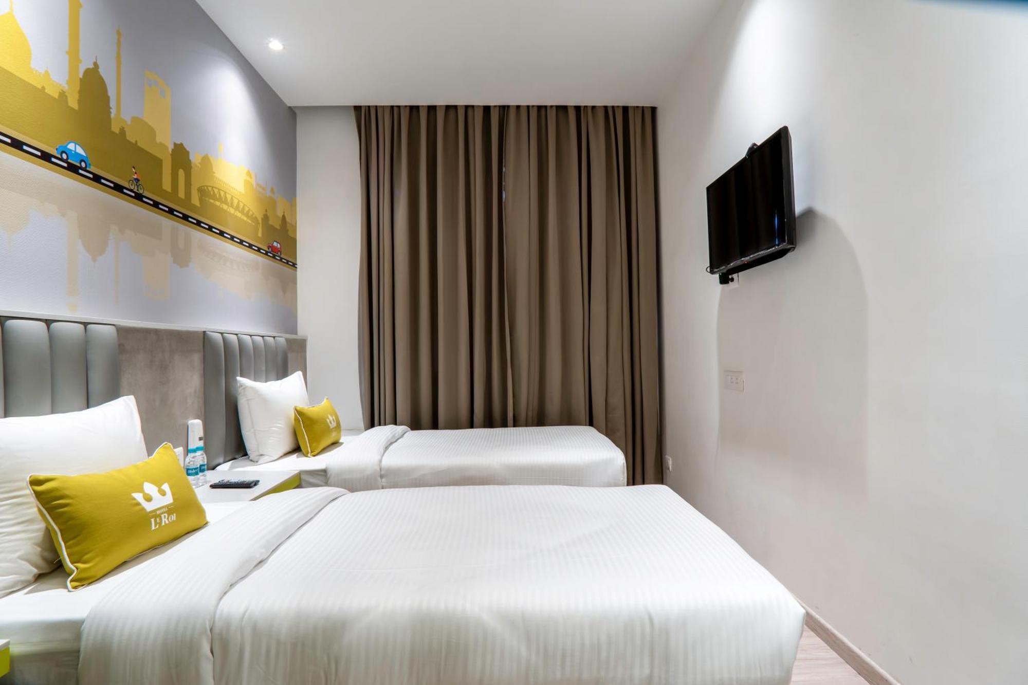 Le Roi Express Karol Bagh Hotel