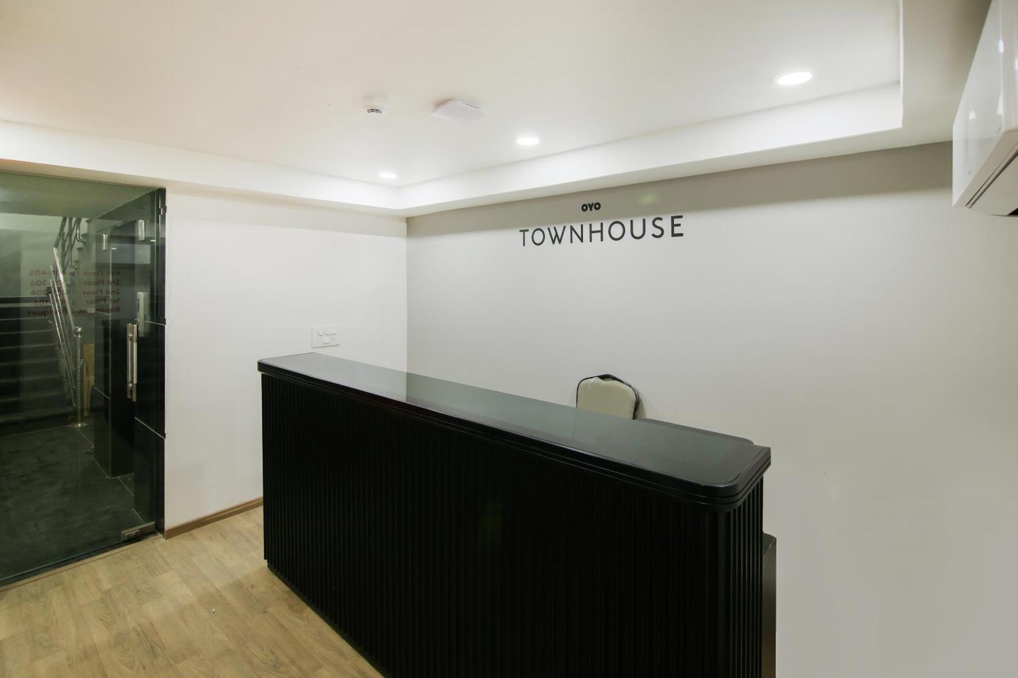 Townhouse Sunder Vihar 4*
