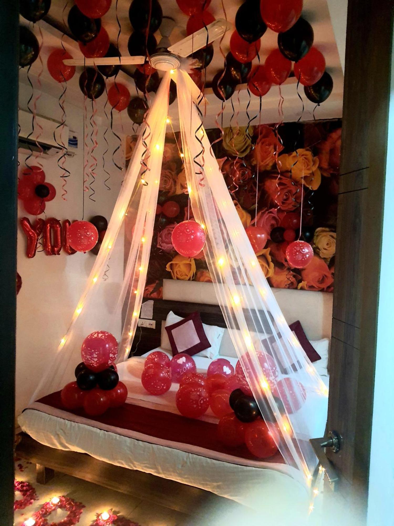 Hotel Season Grand Couple Friendly Pitampura Metro Station Delhi (National Capital Territory of India)