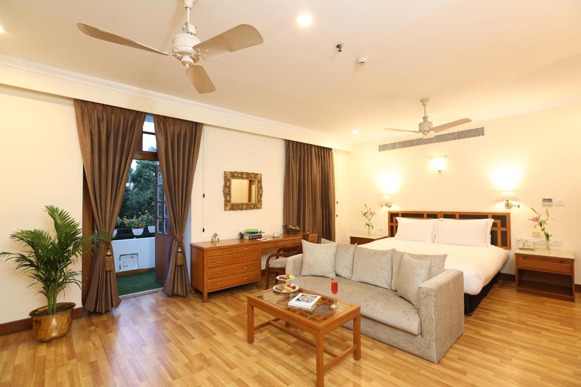 Ambassador, - Ihcl Seleqtions Hotel New Delhi