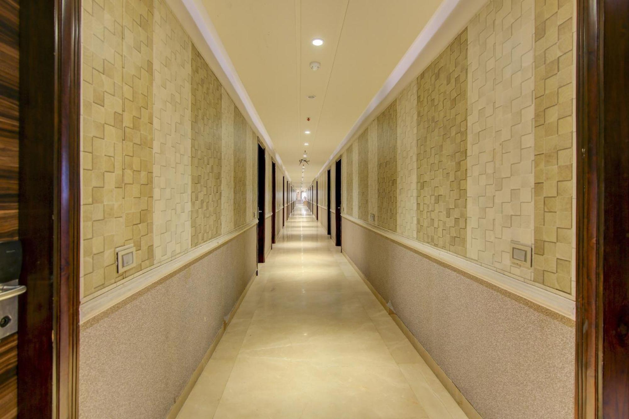 Hotel Townhouse Oak C Pearls