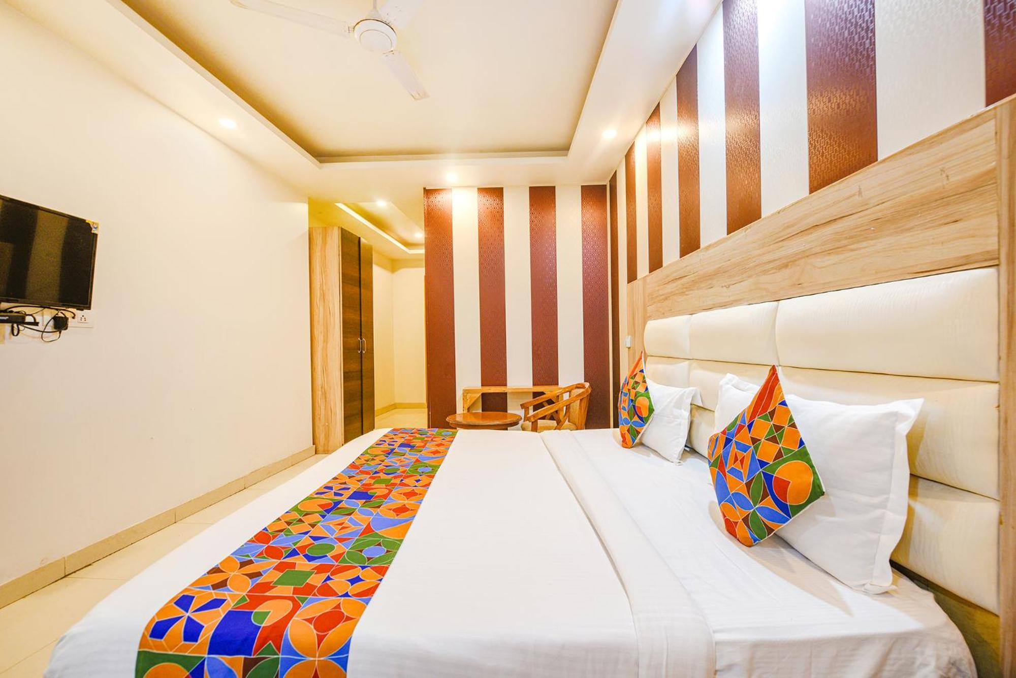 Fabhotel Aman Near Igi Airport Hotel 3*